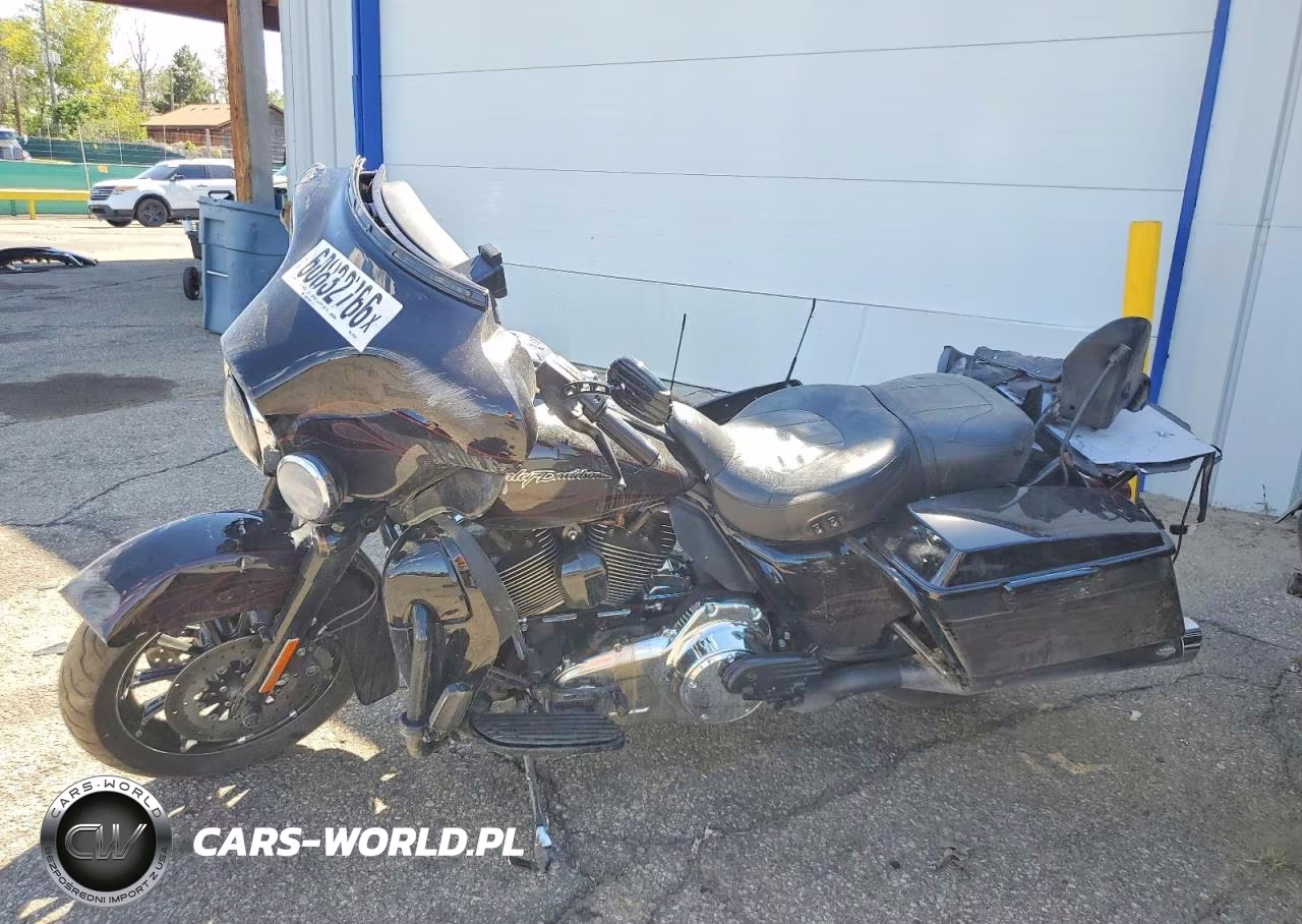 2010 Harley-Davidson Flhtcuse5 Blk VIN:1HD1PR821AB957784 - 3