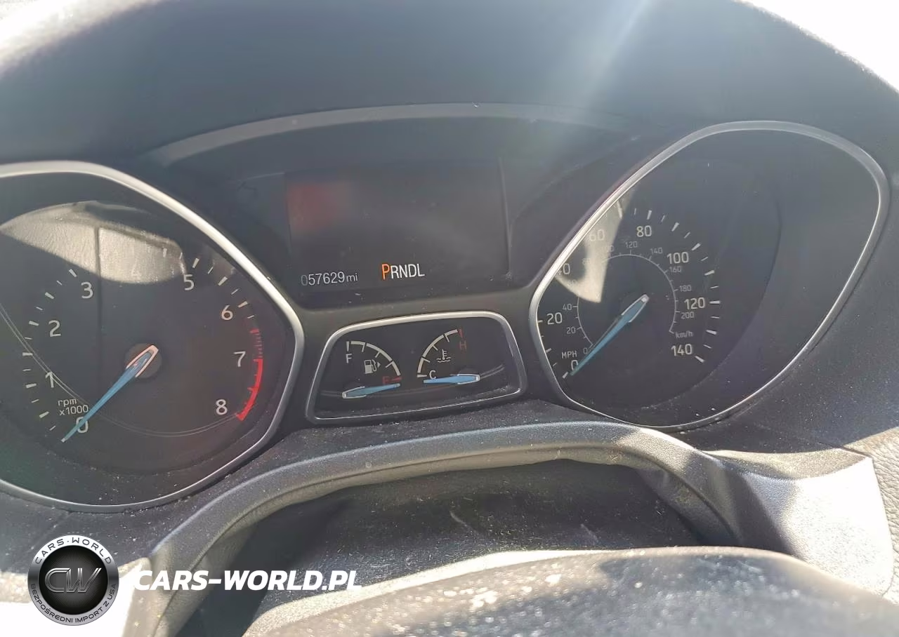 2016 Ford Focus Se VIN:1FADP3F23GL288067 - 9