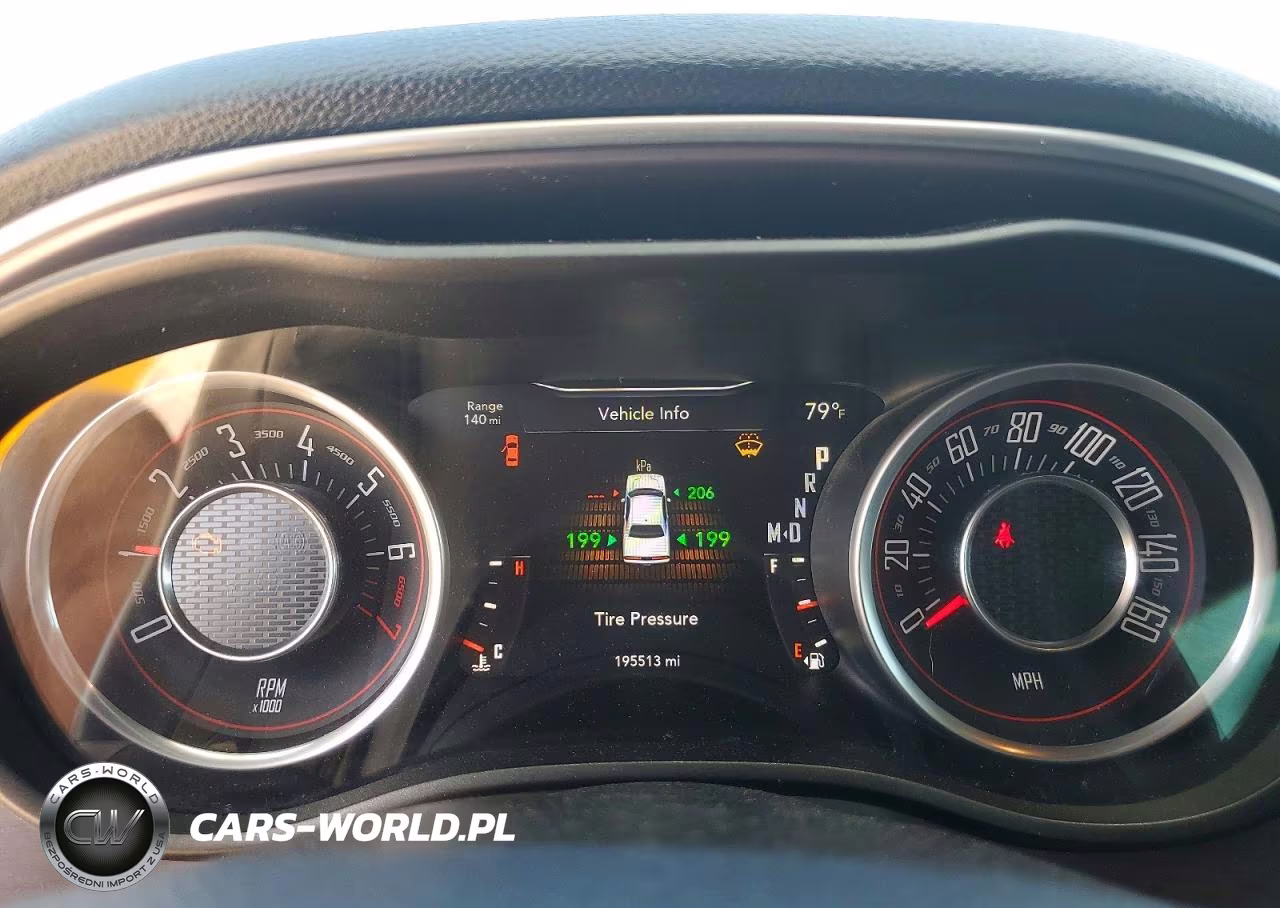 2015 Dodge Challenger Sxt VIN:2C3CDZAG8FH702061 - 9