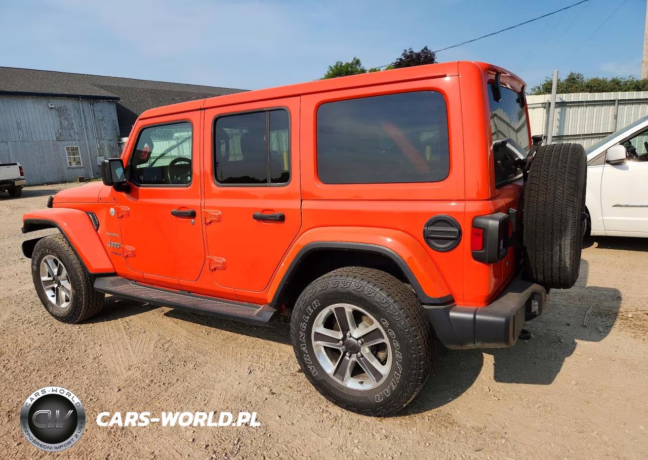 2020 Jeep Wrangler Unlimited Sahara VIN:1C4HJXEN7LW231640 - 2