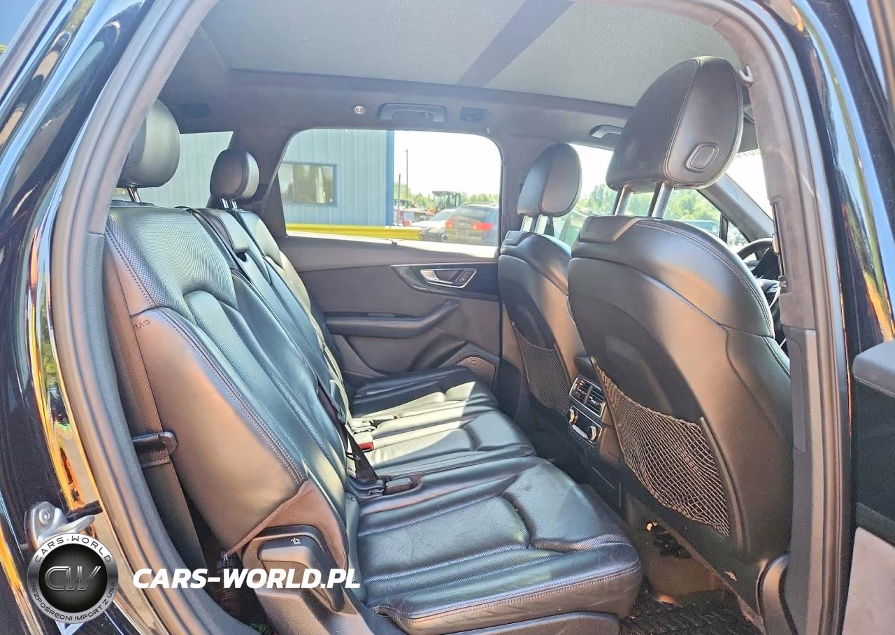 2017 Audi Q7 Prestige VIN:WA1VABF77HD007965 - 10