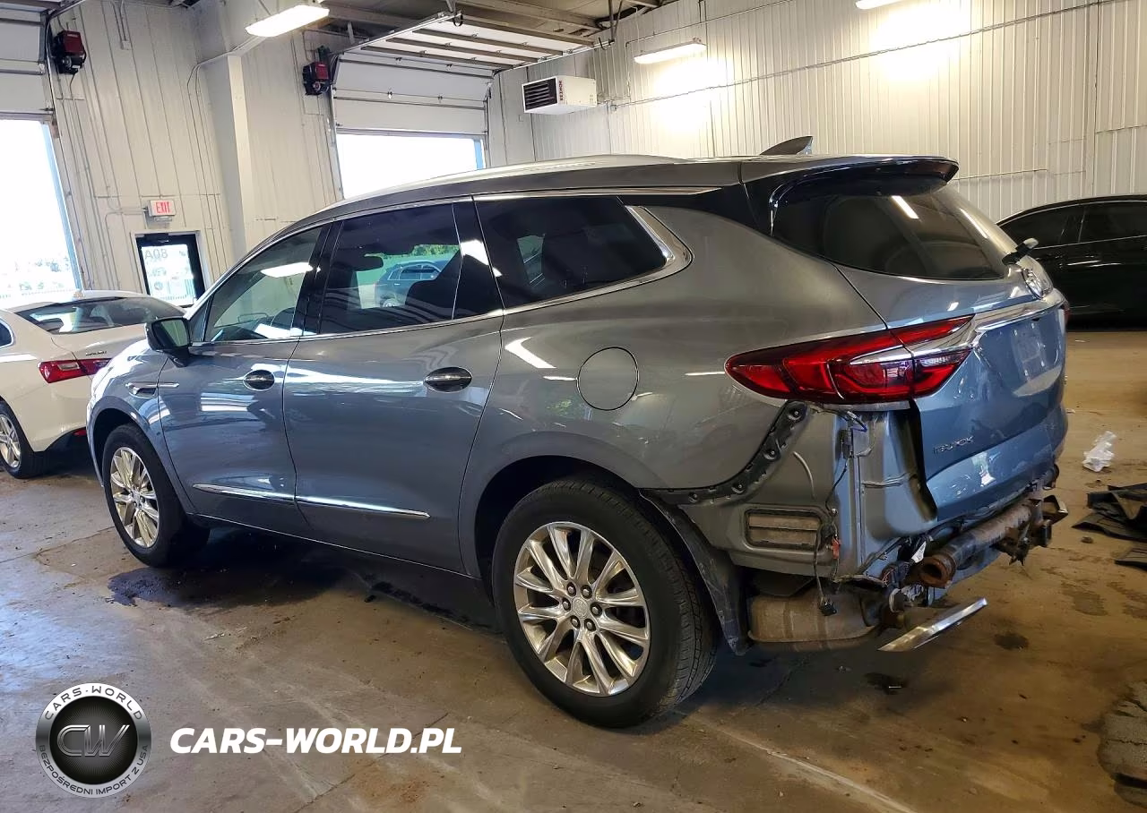 2018 Buick Enclave Essence VIN:5GAEVAKW0JJ160004 - 2