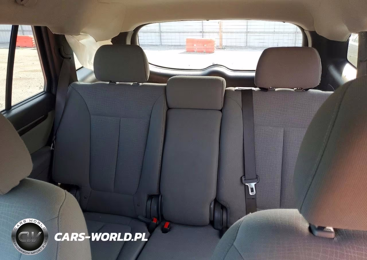 2011 Hyundai Santa Fe Gls VIN:5XYZG3ABXBG025750 - 10
