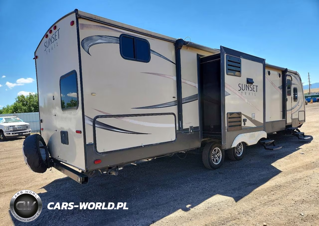 2016 Cross Roads Sunset Camper VIN:4V0TC3325GE017530 - 4
