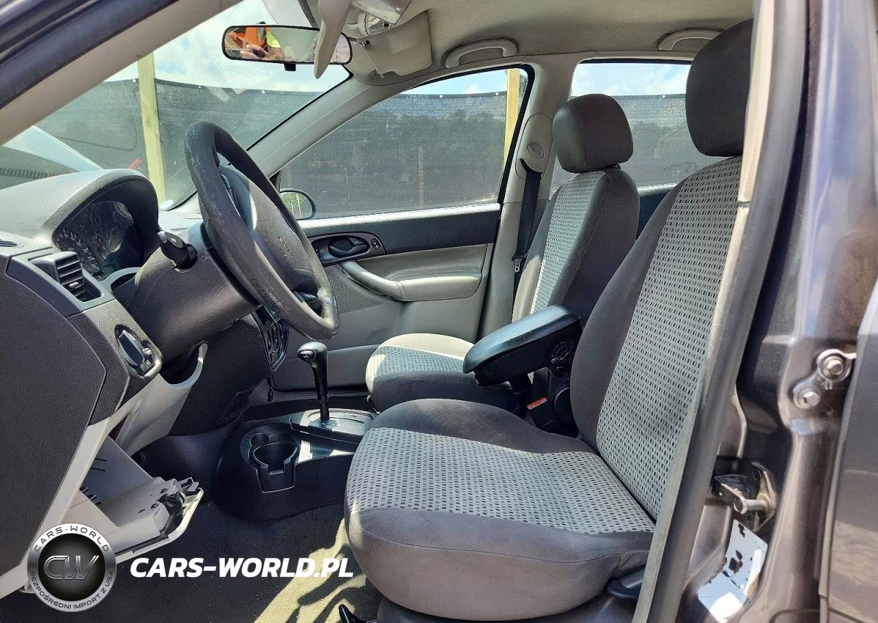 2007 Ford Focus Zx4 VIN:1FAFP34N17W164349 - 7