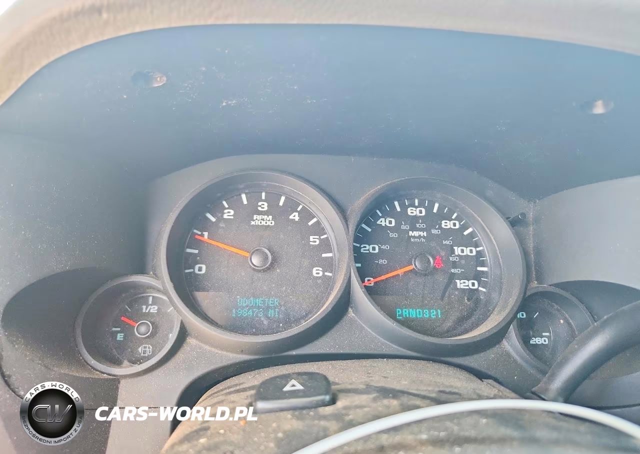 2010 Chevrolet Silverado C1500 Ls VIN:3GCRCREA1AG258657 - 9
