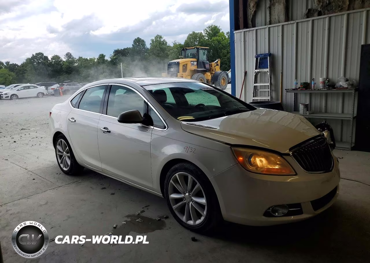 2015 Buick Verano Leather VIN:1G4PS5SK6F4105983 - 4