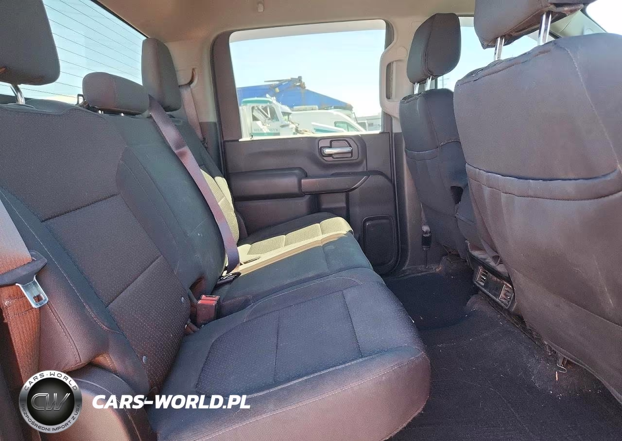 2020 Chevrolet Silverado K2500 Custom VIN:1GC4YME77LF303656 - 10