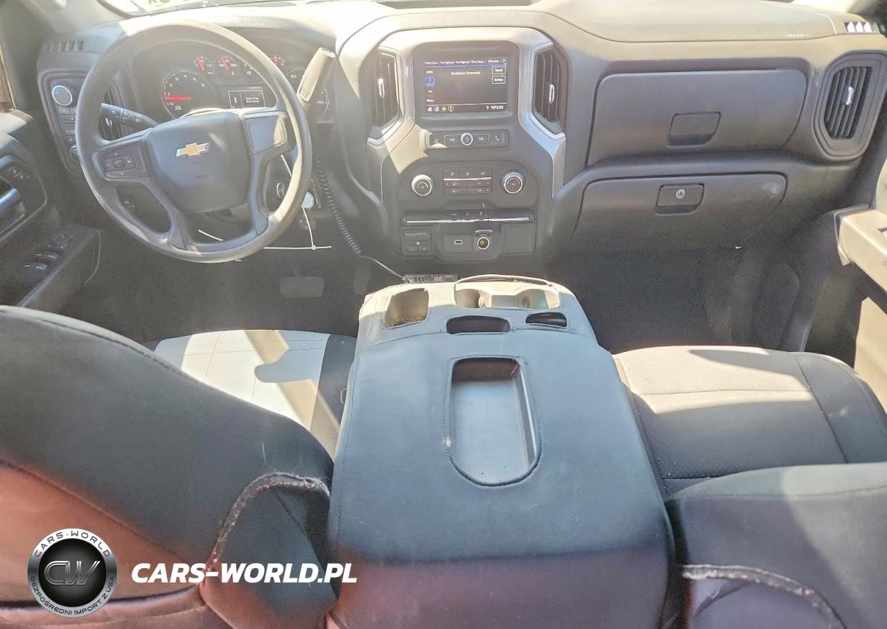 2020 Chevrolet Silverado K2500 Custom VIN:1GC4YME77LF303656 - 8