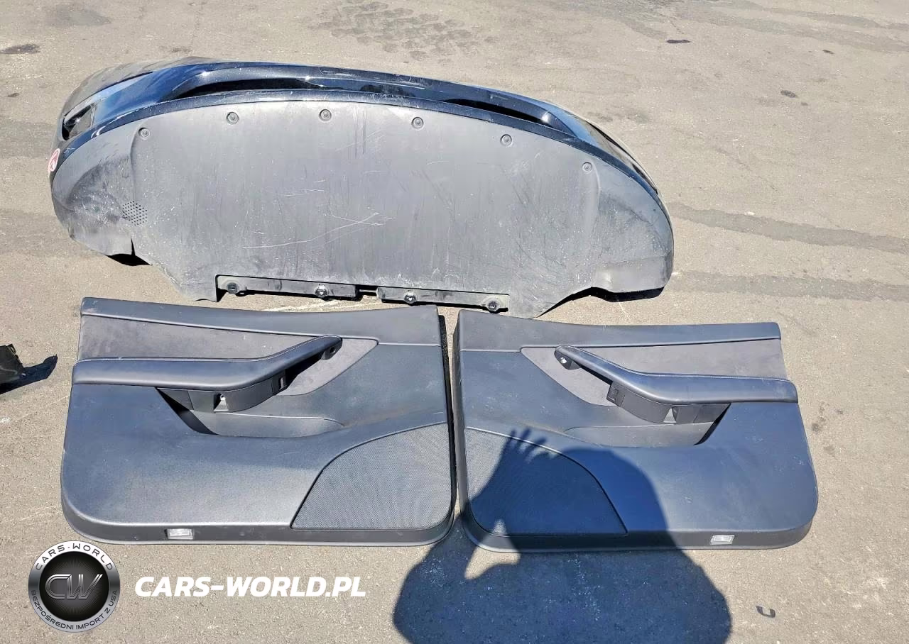 2022 Tesla Model Y VIN:7SAYGDEE2NF409753 - 12