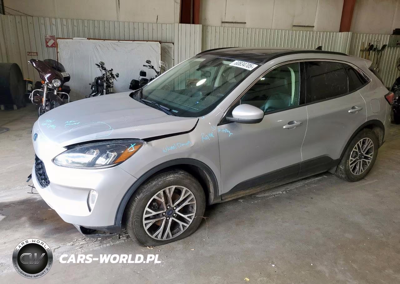 2020 Ford Escape Sel