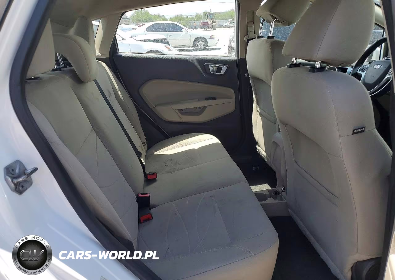 2015 Ford Fiesta Se VIN:3FADP4EJ3FM146068 - 10