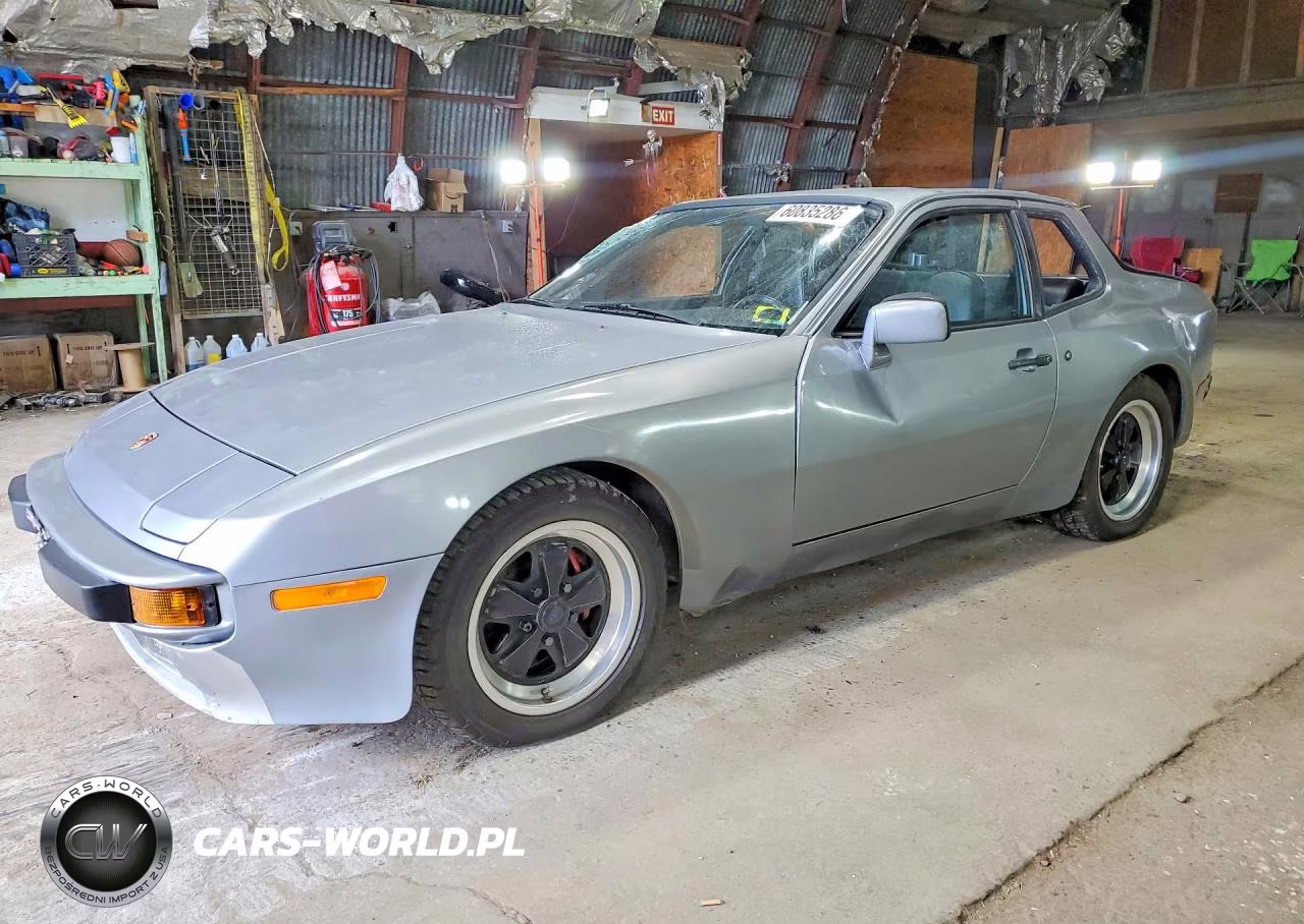 1983 Porsche 944 – zdjęcie 1 z 12