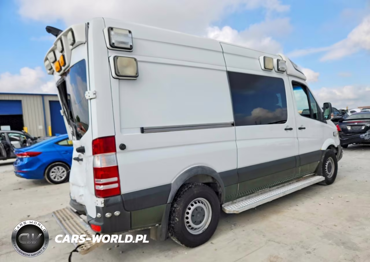 2017 Mercedes-Benz Sprinter 2500 VIN:WD3PE7CD6HP565504 - 3
