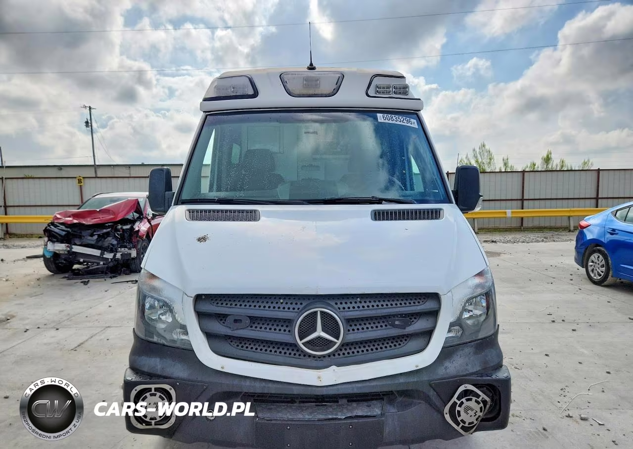 2017 Mercedes-Benz Sprinter 2500 VIN:WD3PE7CD6HP565504 - 5