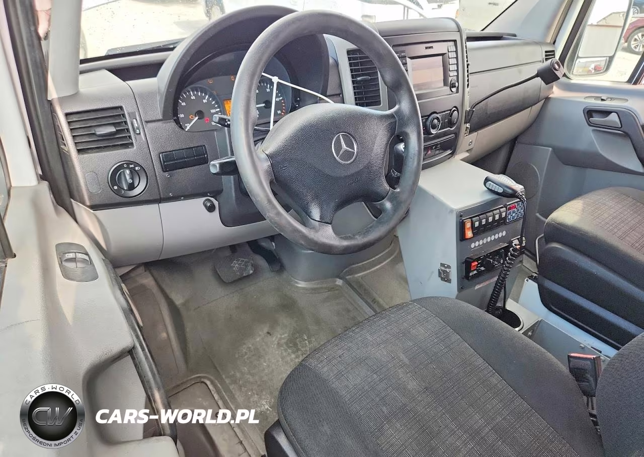 2017 Mercedes-Benz Sprinter 2500 VIN:WD3PE7CD6HP565504 - 8