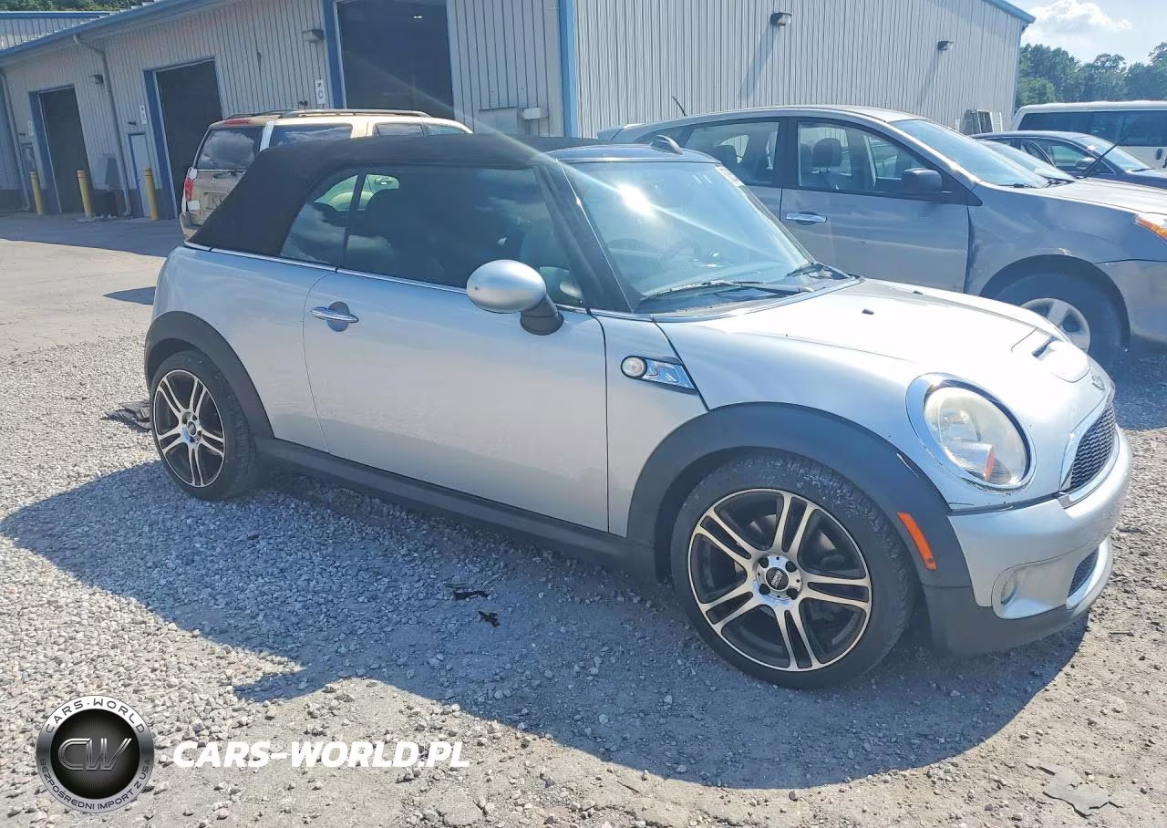 2009 Mini Cooper S VIN:WMWMS33569TG88182 - 4