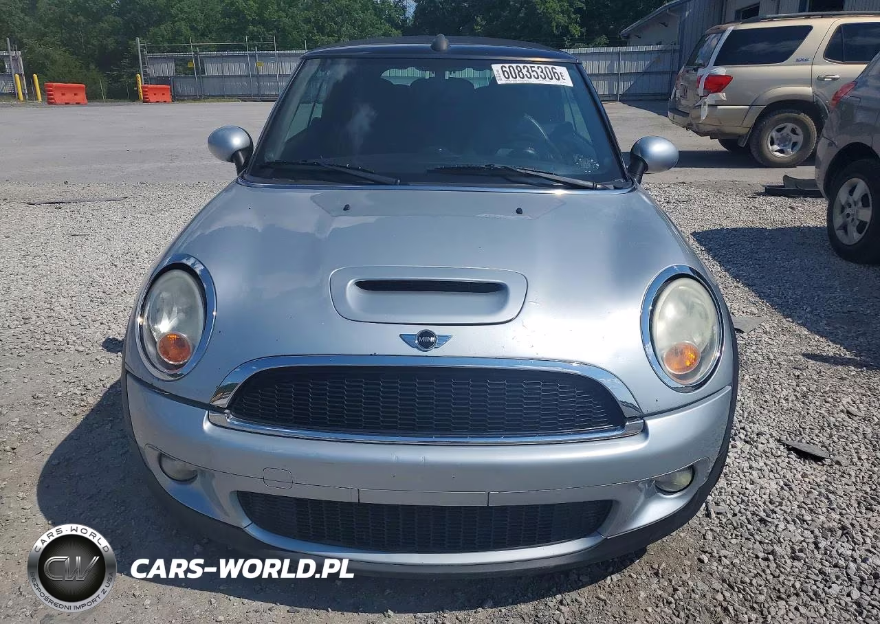 2009 Mini Cooper S VIN:WMWMS33569TG88182 - 5