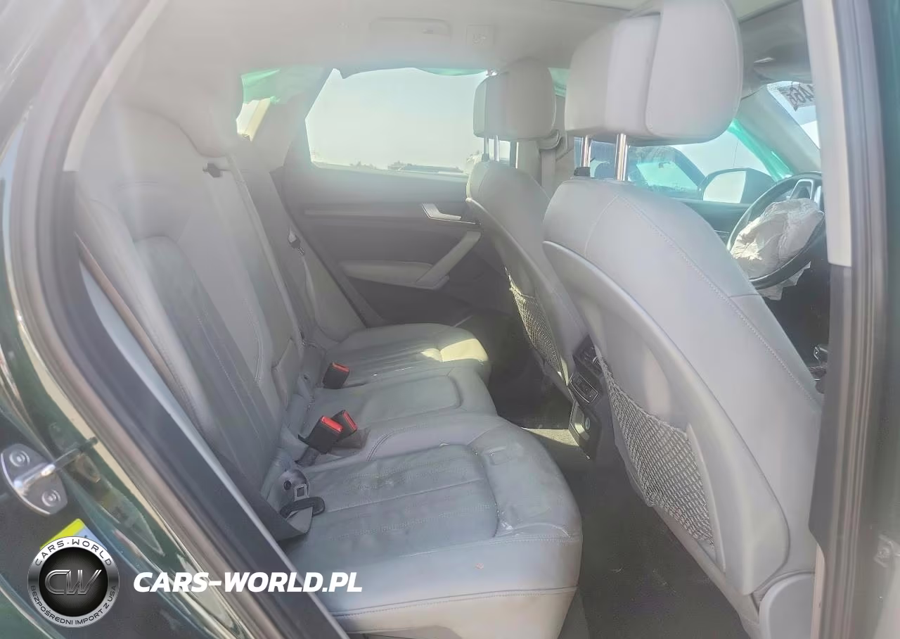 2018 Audi Q5 Premium Plus VIN:WA1BNAFY1J2024966 - 10