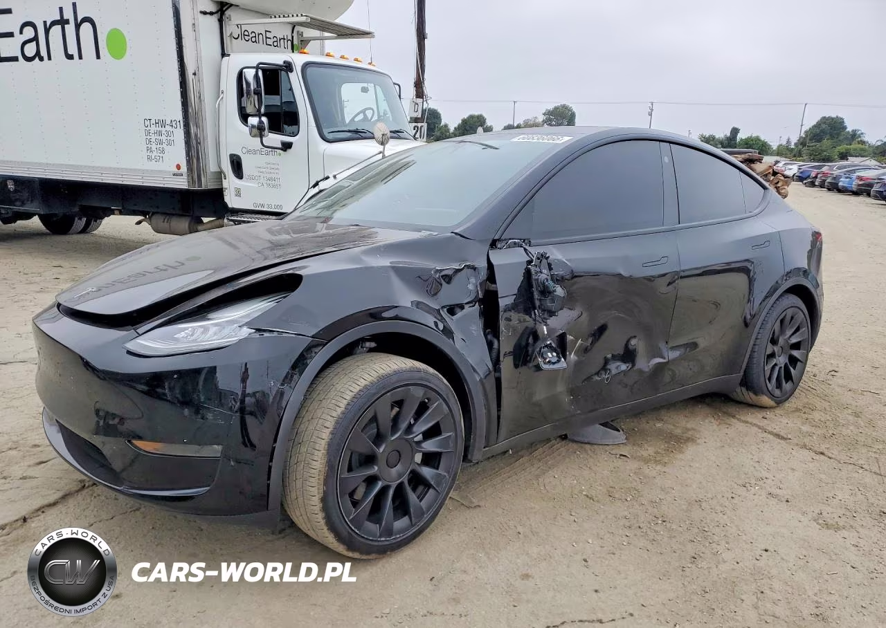 2023 Tesla Model Y – zdjęcie 1 z 12