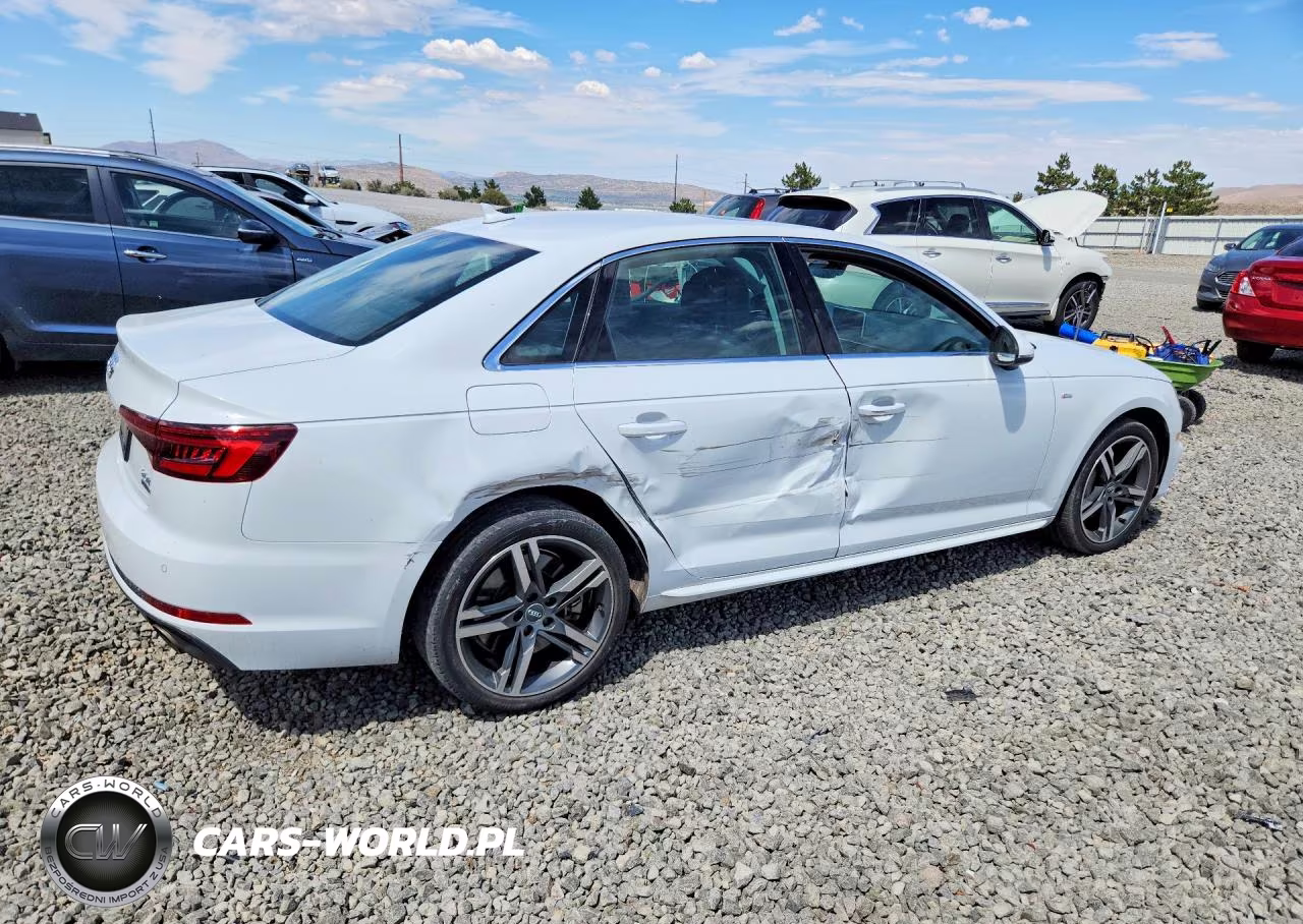2018 Audi A4 Premium Plus VIN:WAUENAF49JN002354 - 3