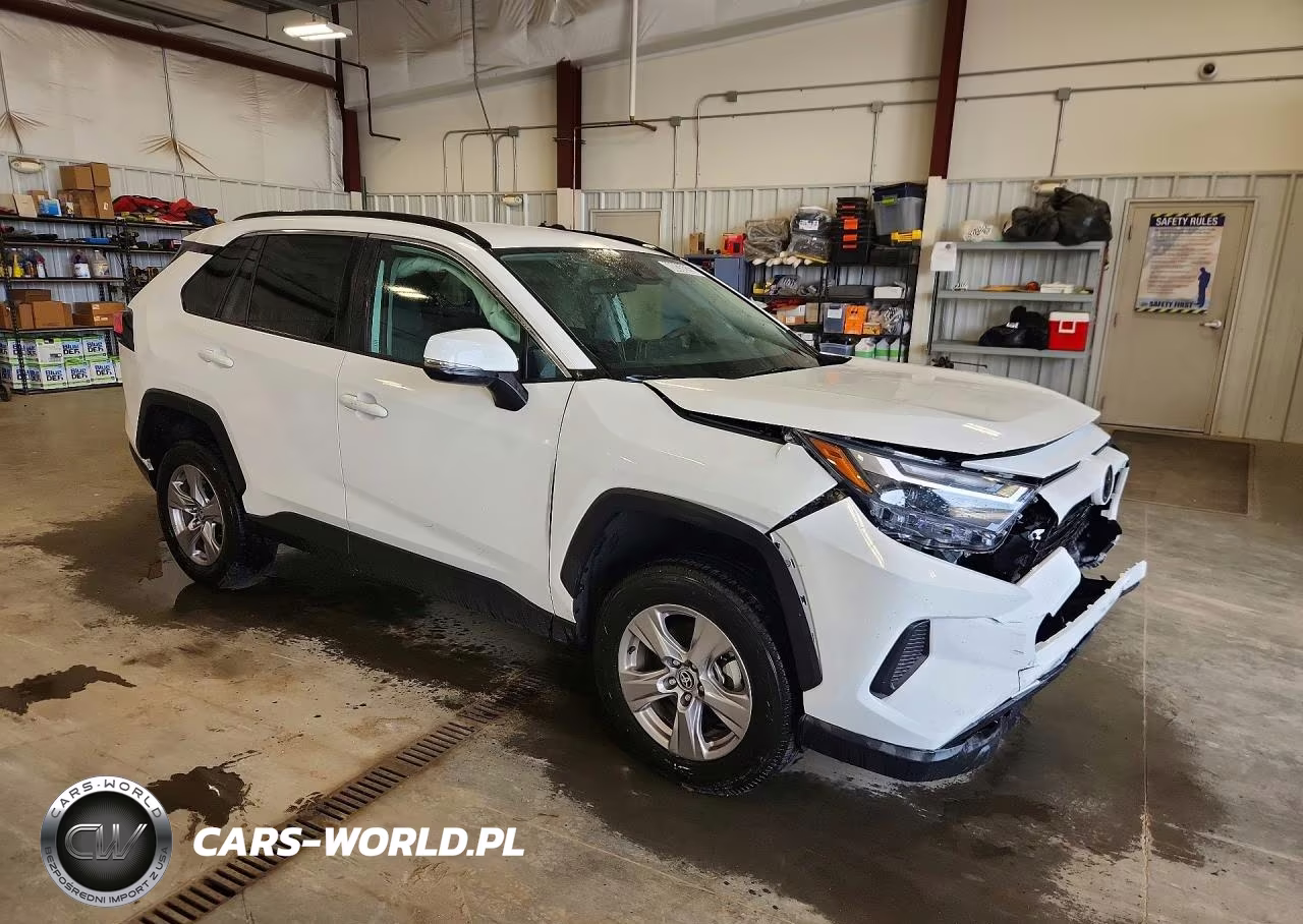 2025 Toyota Rav4 Xle VIN:2T3W1RFV8SC326854 - 4