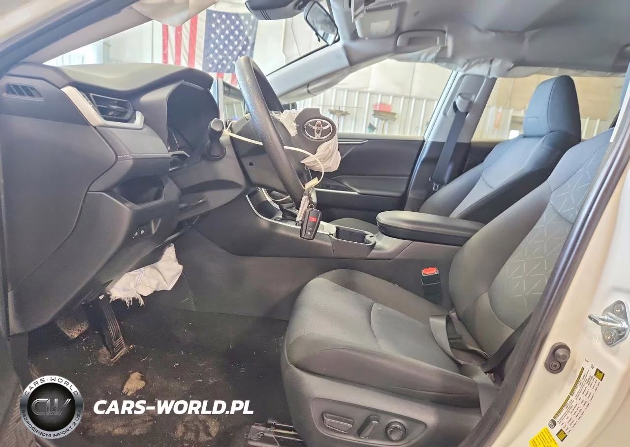 2025 Toyota Rav4 Xle VIN:2T3W1RFV8SC326854 - 7