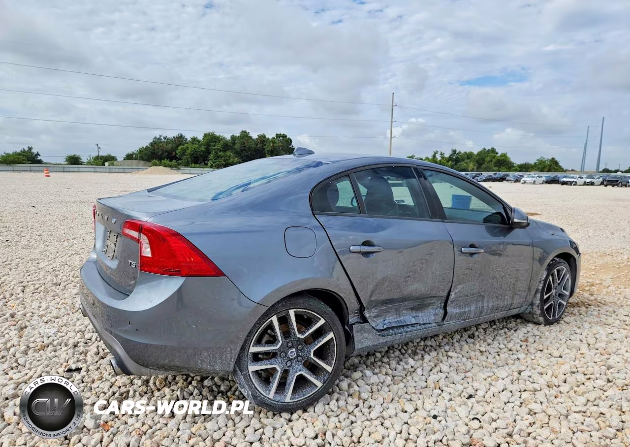 2017 Volvo S60 VIN:YV126MFL8H2438906 - 3