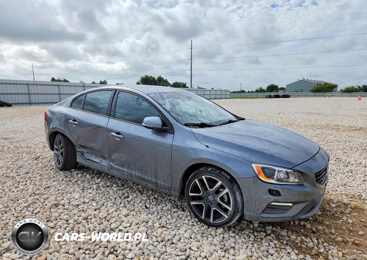 2017 Volvo S60 VIN:YV126MFL8H2438906 - 4