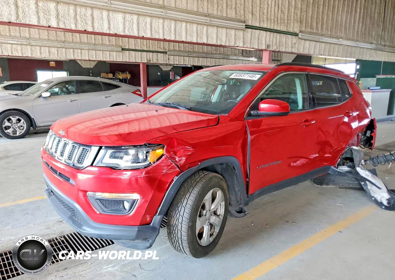 2018 Jeep Compass Latitude VIN:3C4NJDBB3JT142338 - 1