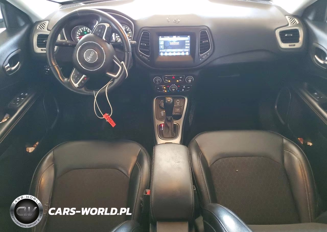 2018 Jeep Compass Latitude VIN:3C4NJDBB3JT142338 - 8