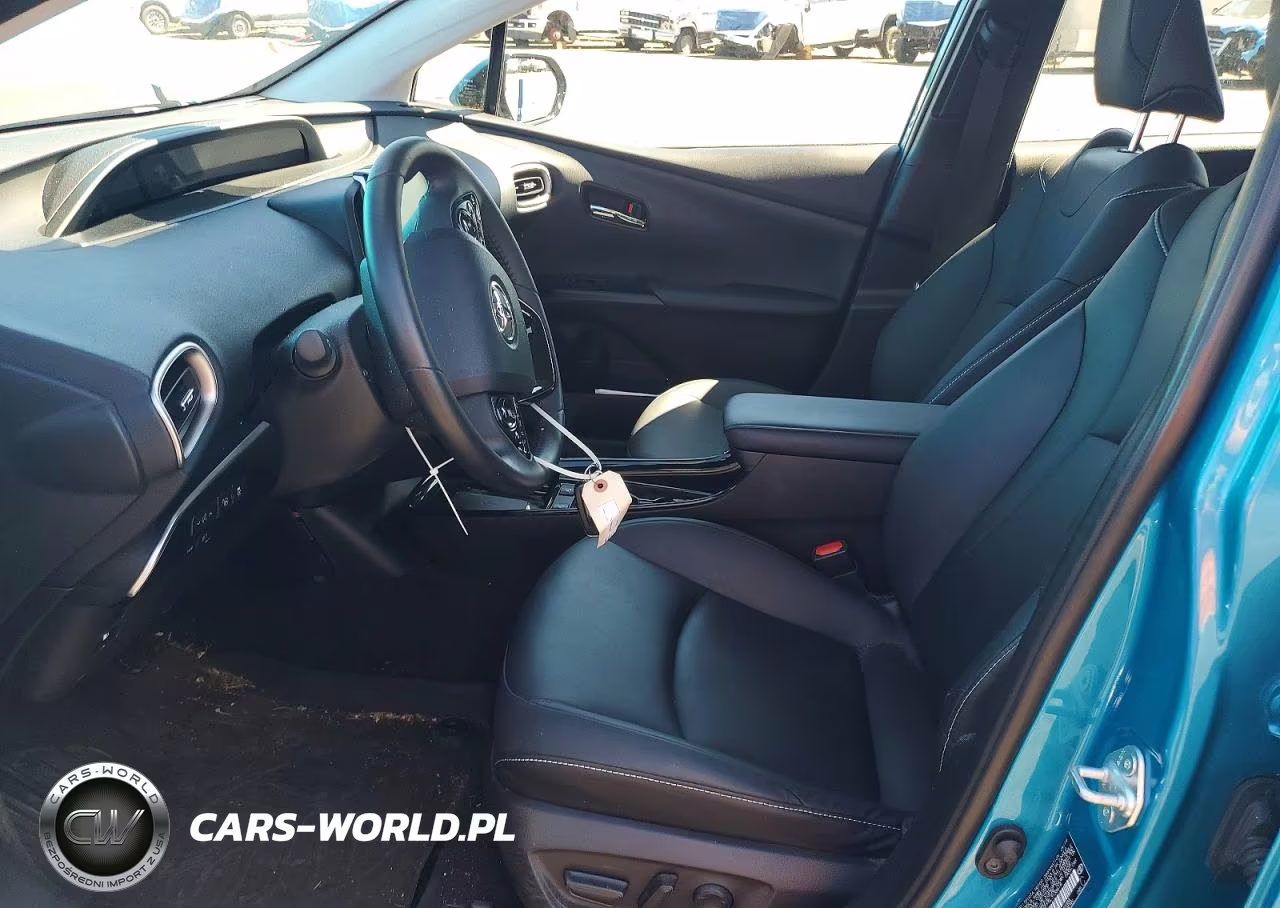 2020 Toyota Prius Prime Limited VIN:JTDKARFP5L3138618 - 7
