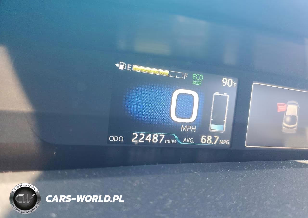 2020 Toyota Prius Prime Limited VIN:JTDKARFP5L3138618 - 9