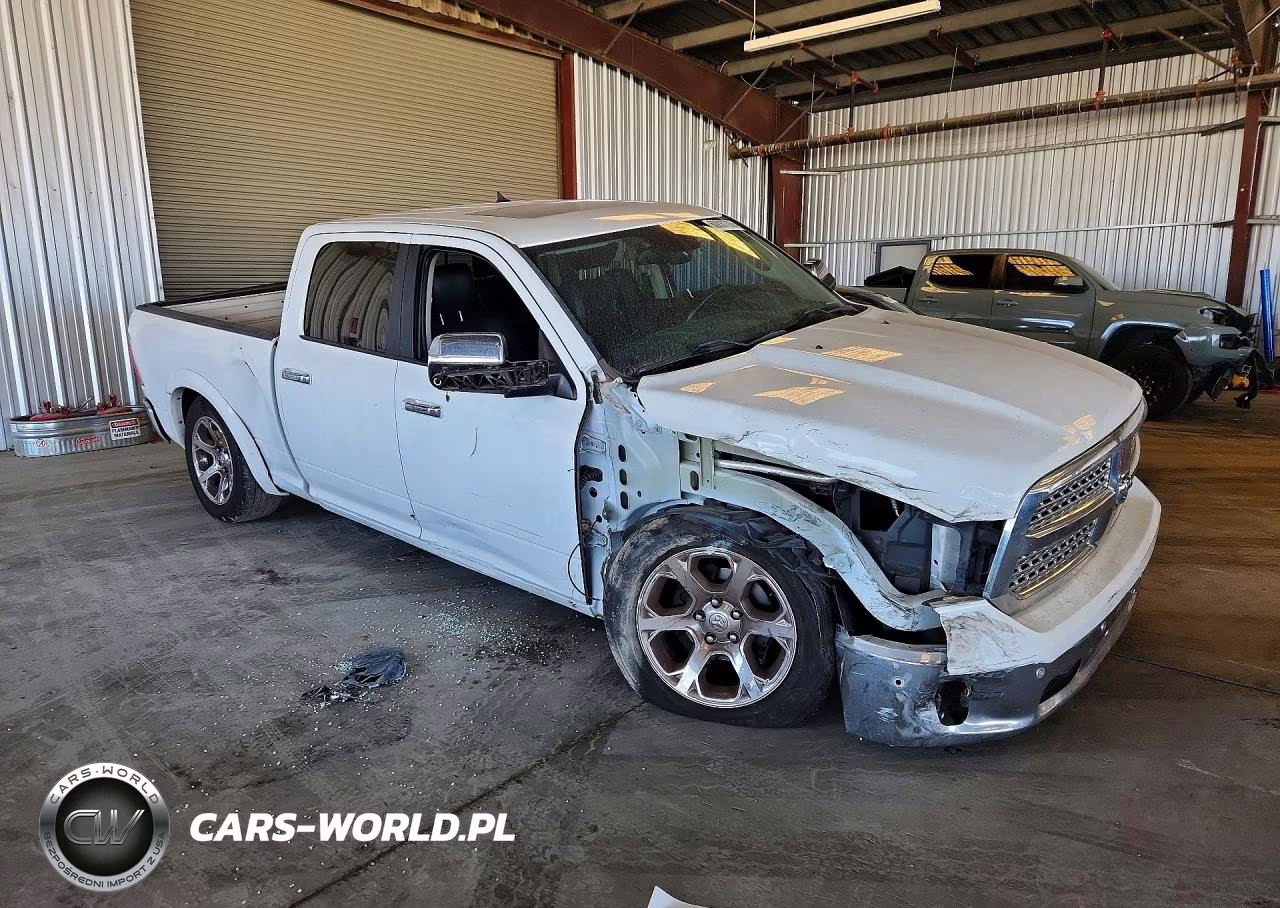 2017 Ram 1500 Laramie VIN:1C6RR6VT4HS752147 - 4