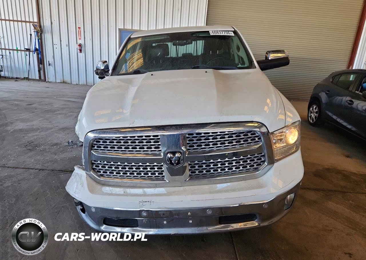 2017 Ram 1500 Laramie VIN:1C6RR6VT4HS752147 - 5