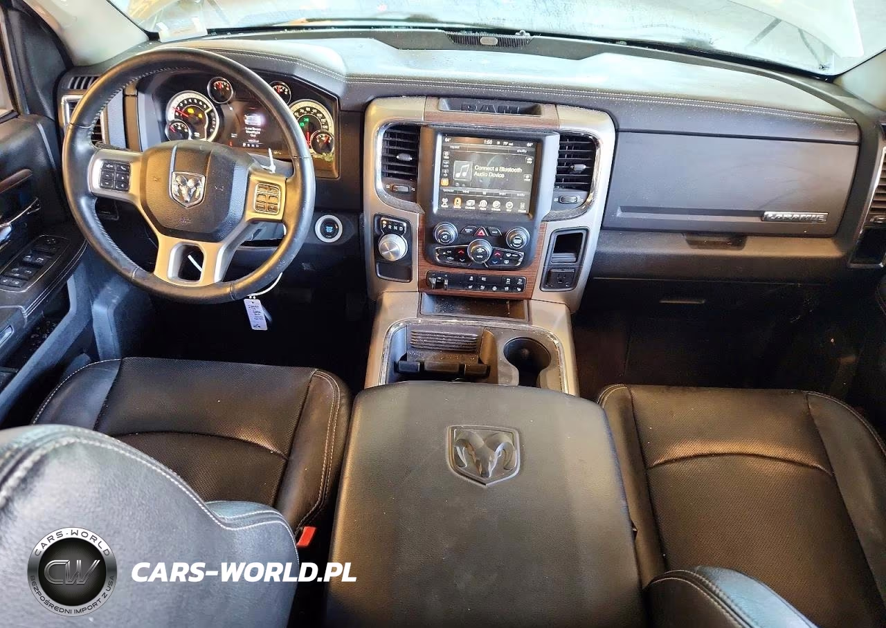 2017 Ram 1500 Laramie VIN:1C6RR6VT4HS752147 - 8