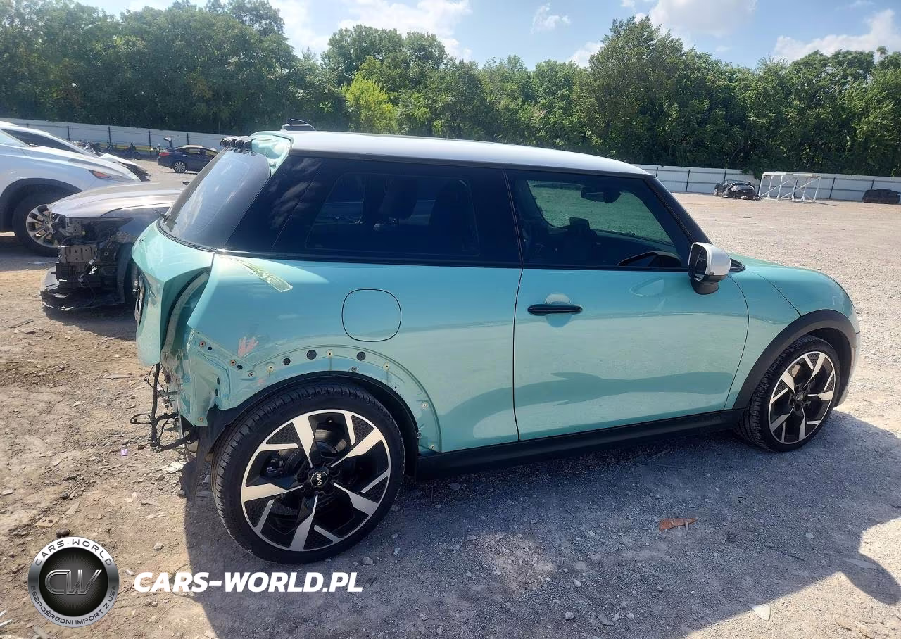 2025 Mini Cooper S VIN:WMW23GD05S2W65449 - 3