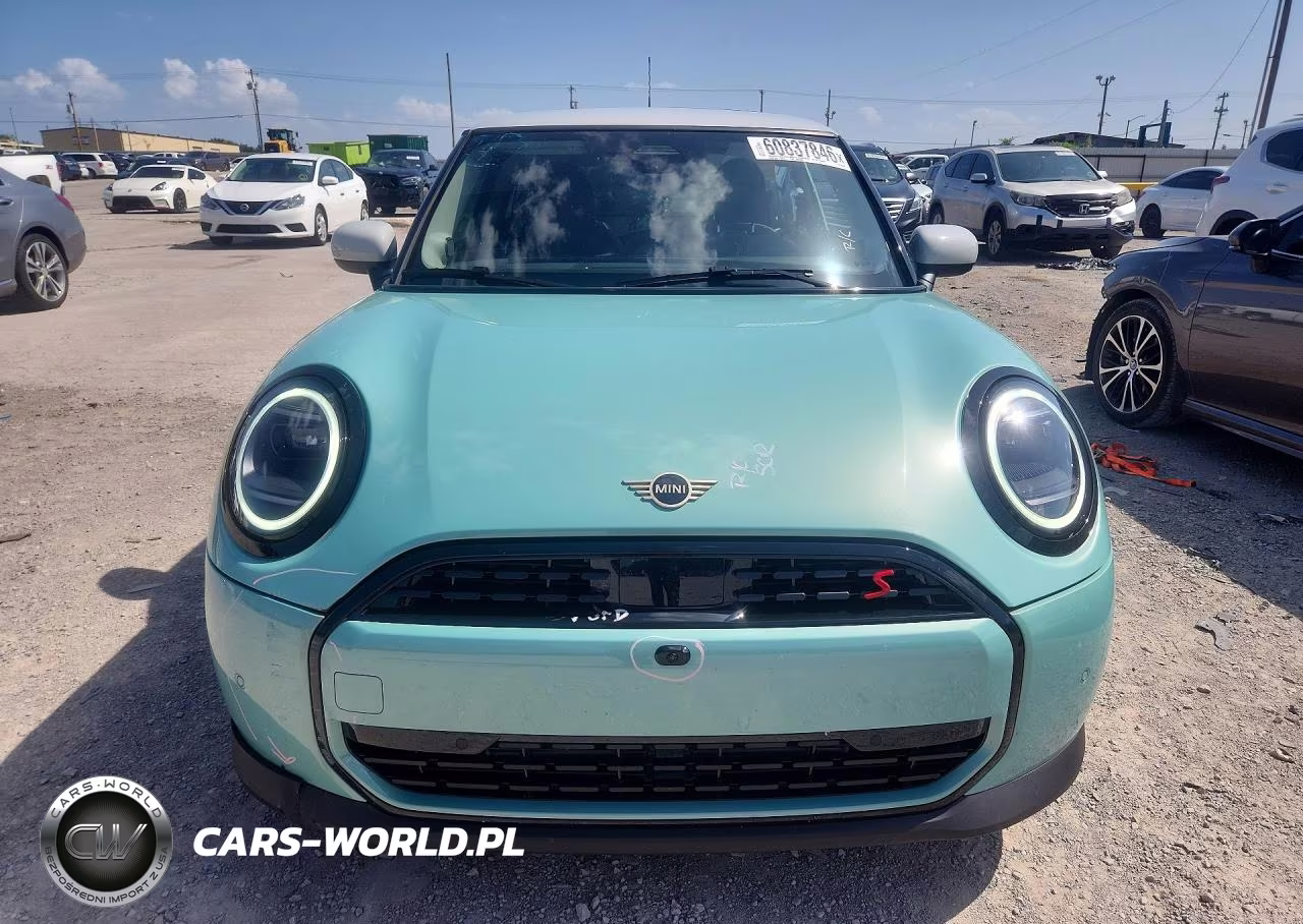 2025 Mini Cooper S VIN:WMW23GD05S2W65449 - 5