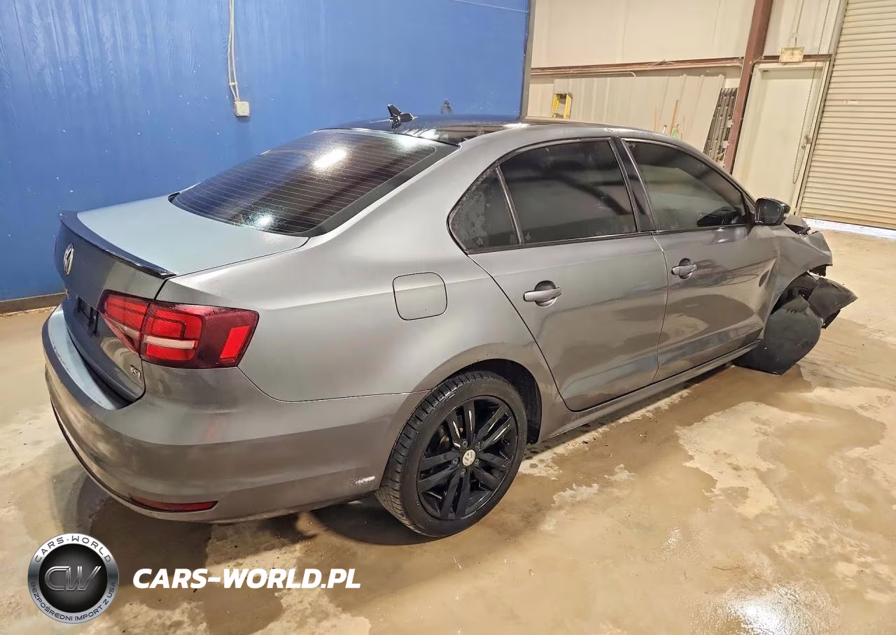 2018 Volkswagen Jetta Sport VIN:3VWD17AJ1JM213145 - 3