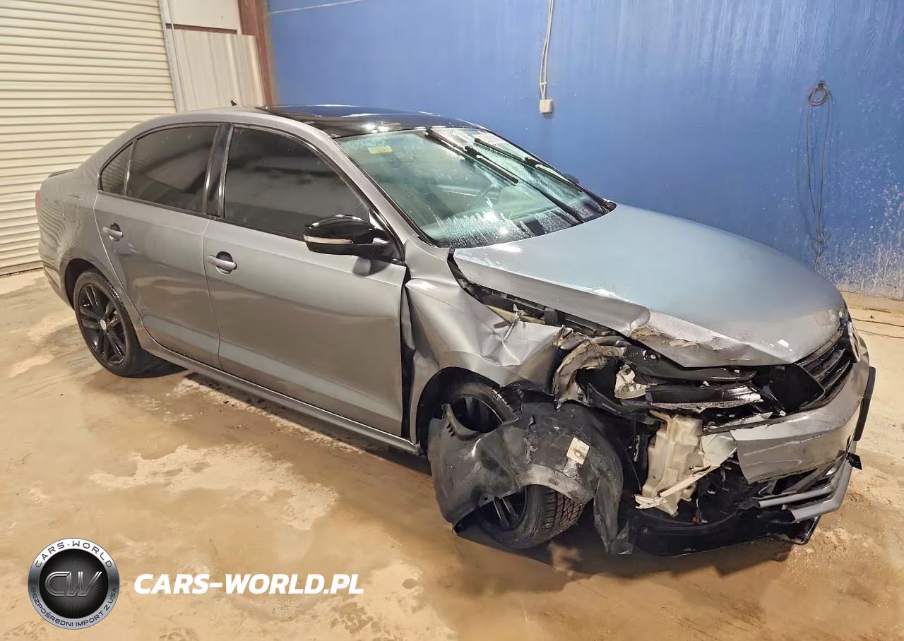 2018 Volkswagen Jetta Sport VIN:3VWD17AJ1JM213145 - 4
