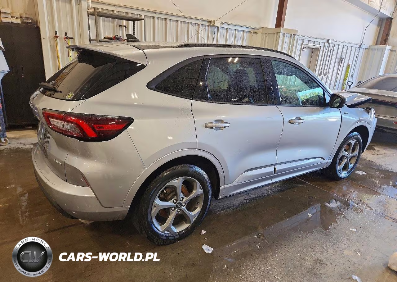 2023 Ford Escape St Line VIN:1FMCU9MN1PUA09610 - 3