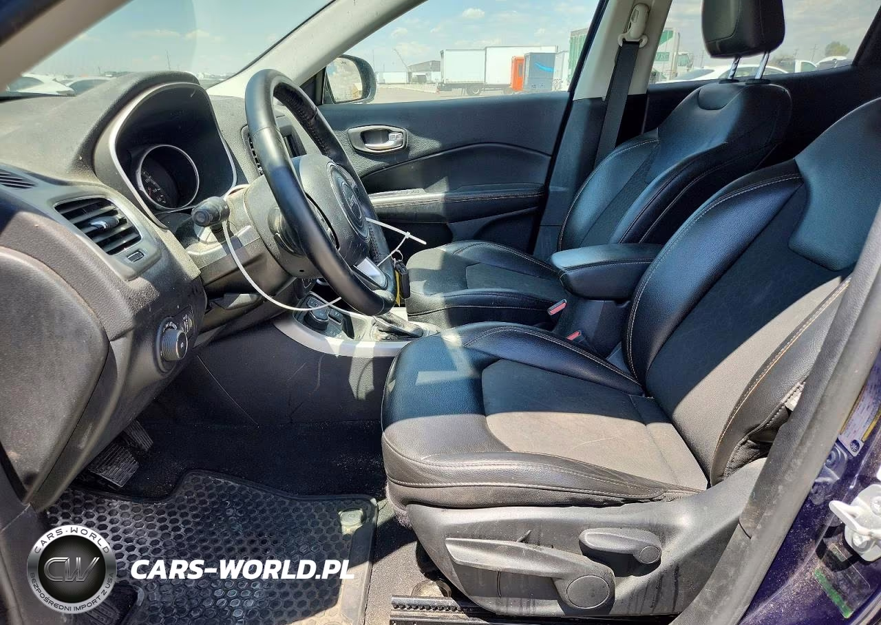 2019 Jeep Compass Latitude VIN:3C4NJDBB3KT628679 - 7