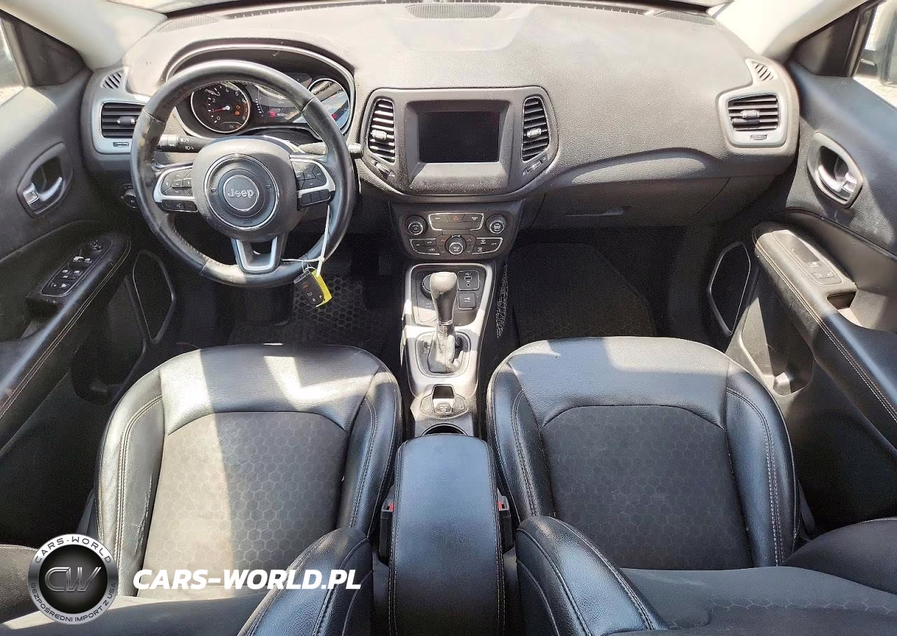 2019 Jeep Compass Latitude VIN:3C4NJDBB3KT628679 - 8
