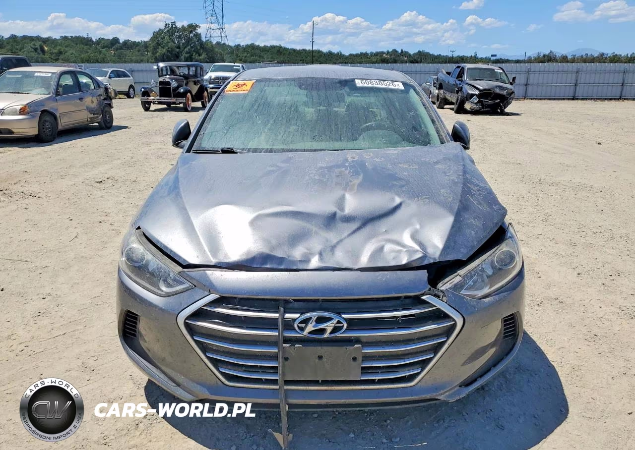 2018 Hyundai Elantra Sel VIN:5NPD84LF4JH252758 - 5