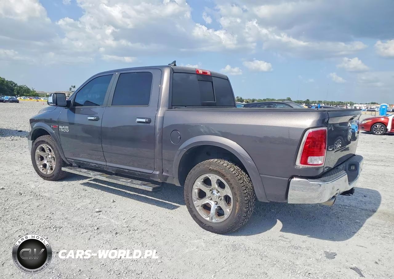 2018 Ram 1500 Laramie VIN:1C6RR7NM9JS353674 - 2