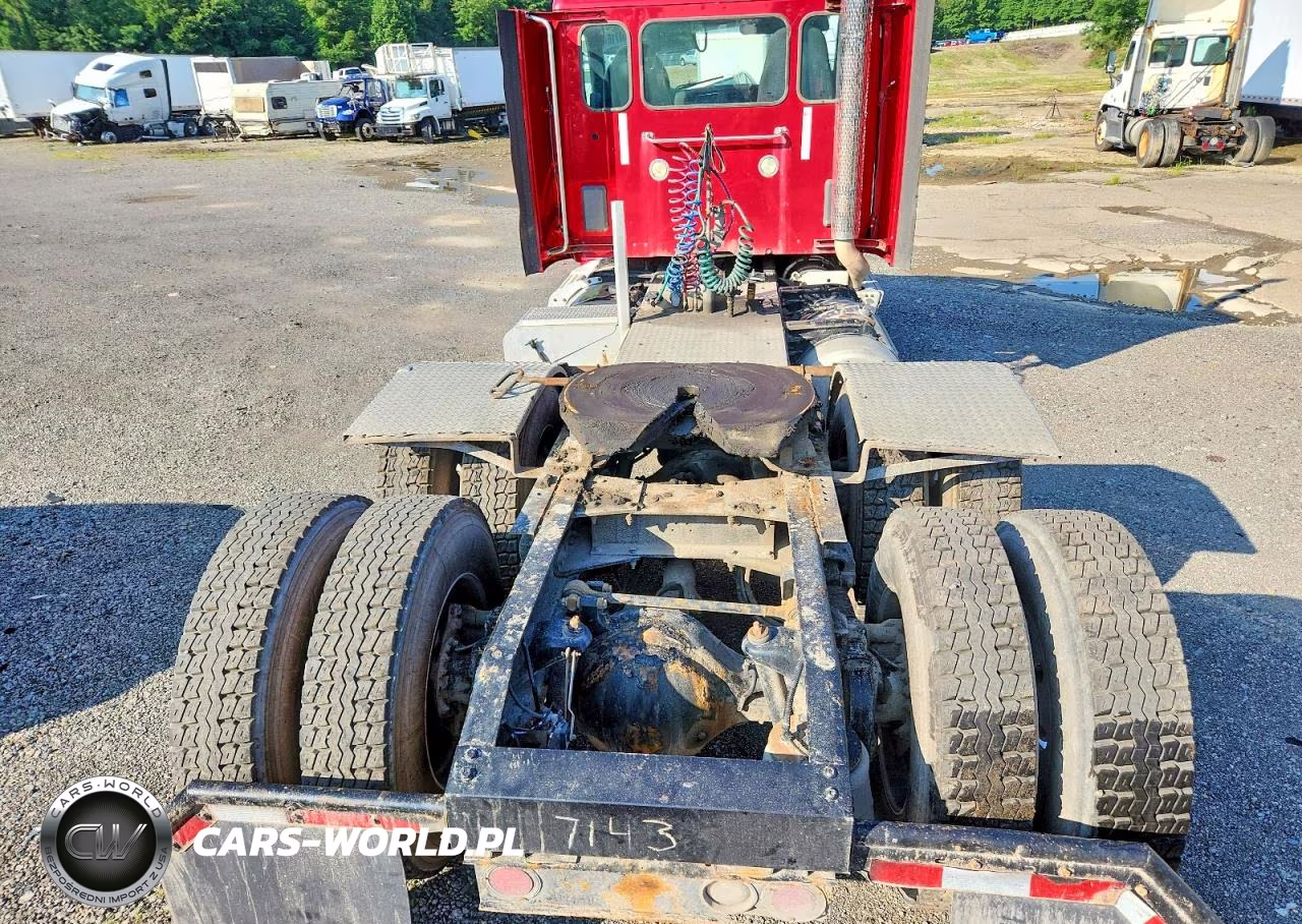 2015 Peterbilt 579 VIN:1XPBDP9X2FD289789 - 13