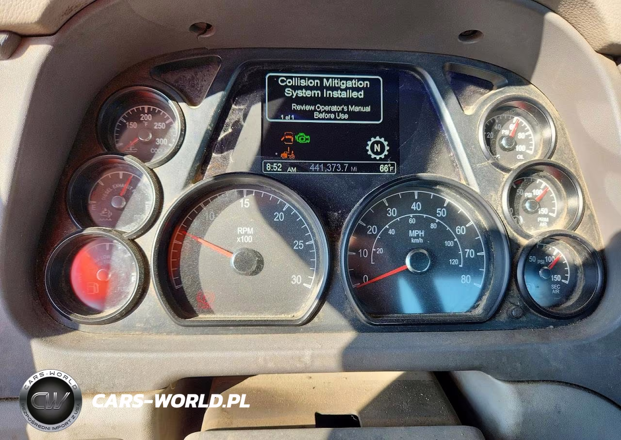 2015 Peterbilt 579 VIN:1XPBDP9X2FD289789 - 9