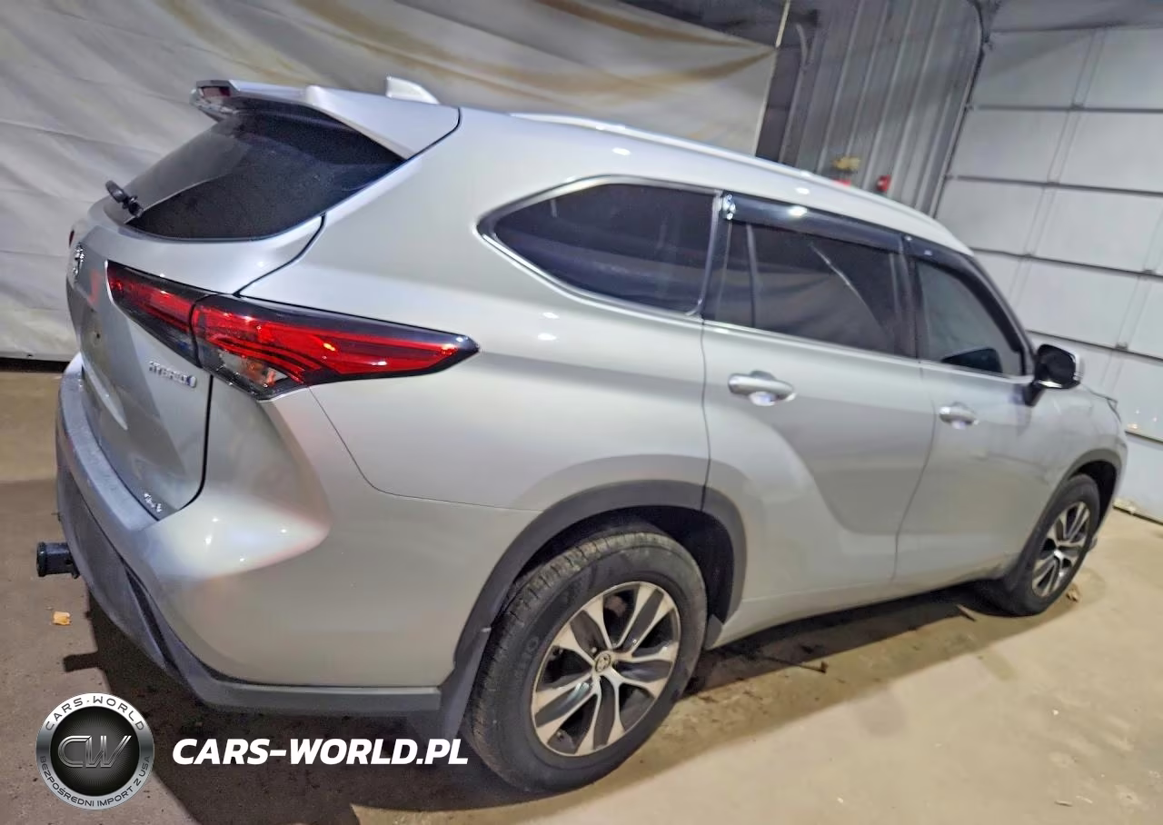 2022 Toyota Highlander Hybrid Xle VIN:5TDGBRCH7NS538164 - 3