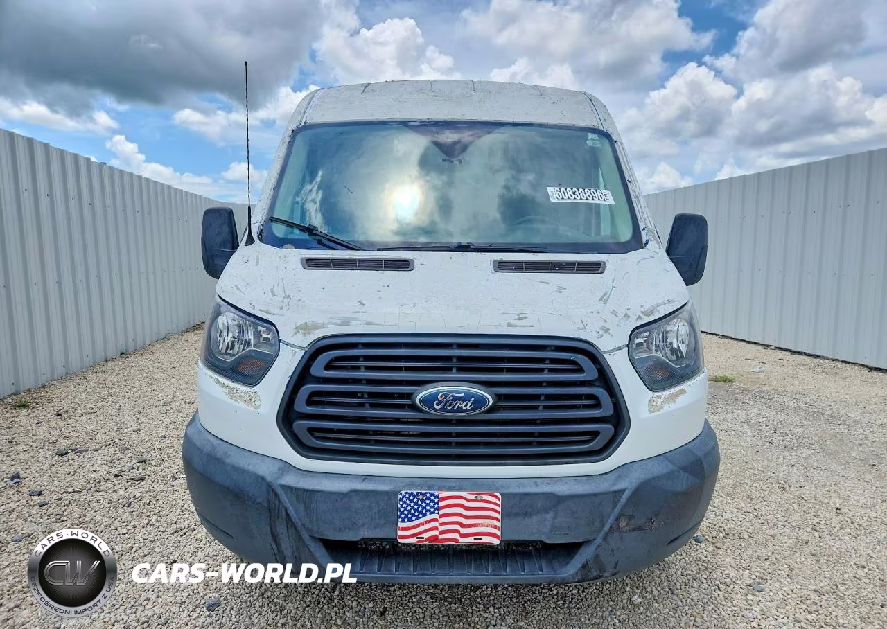 2018 Ford Transit T-250 VIN:1FTYR2CM2JKB27924 - 5