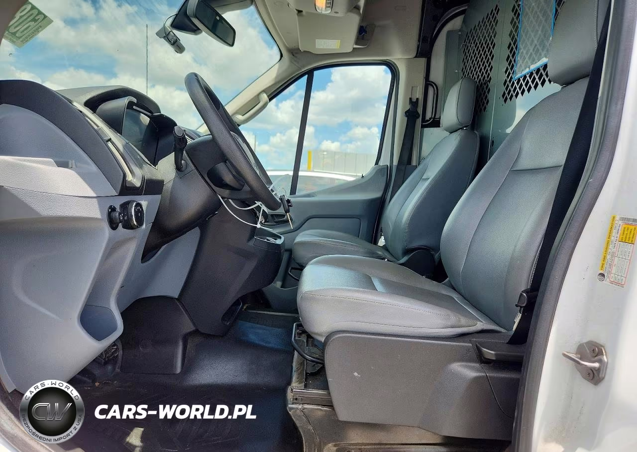 2018 Ford Transit T-250 VIN:1FTYR2CM2JKB27924 - 7